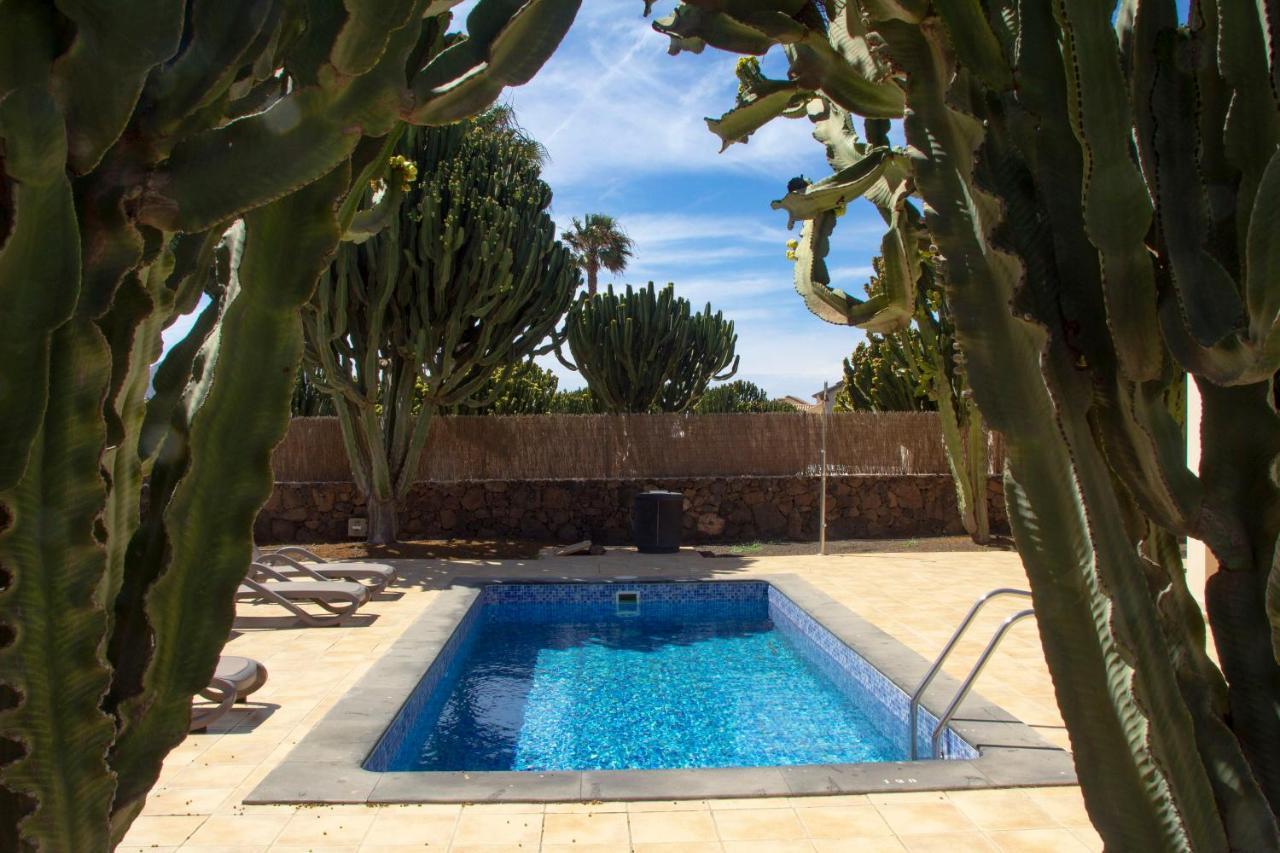Villas Oasis Casa Vieja La Oliva Dış mekan fotoğraf